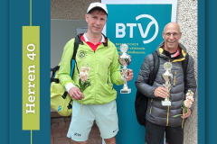 Roman Wyprzal (links im Bild)